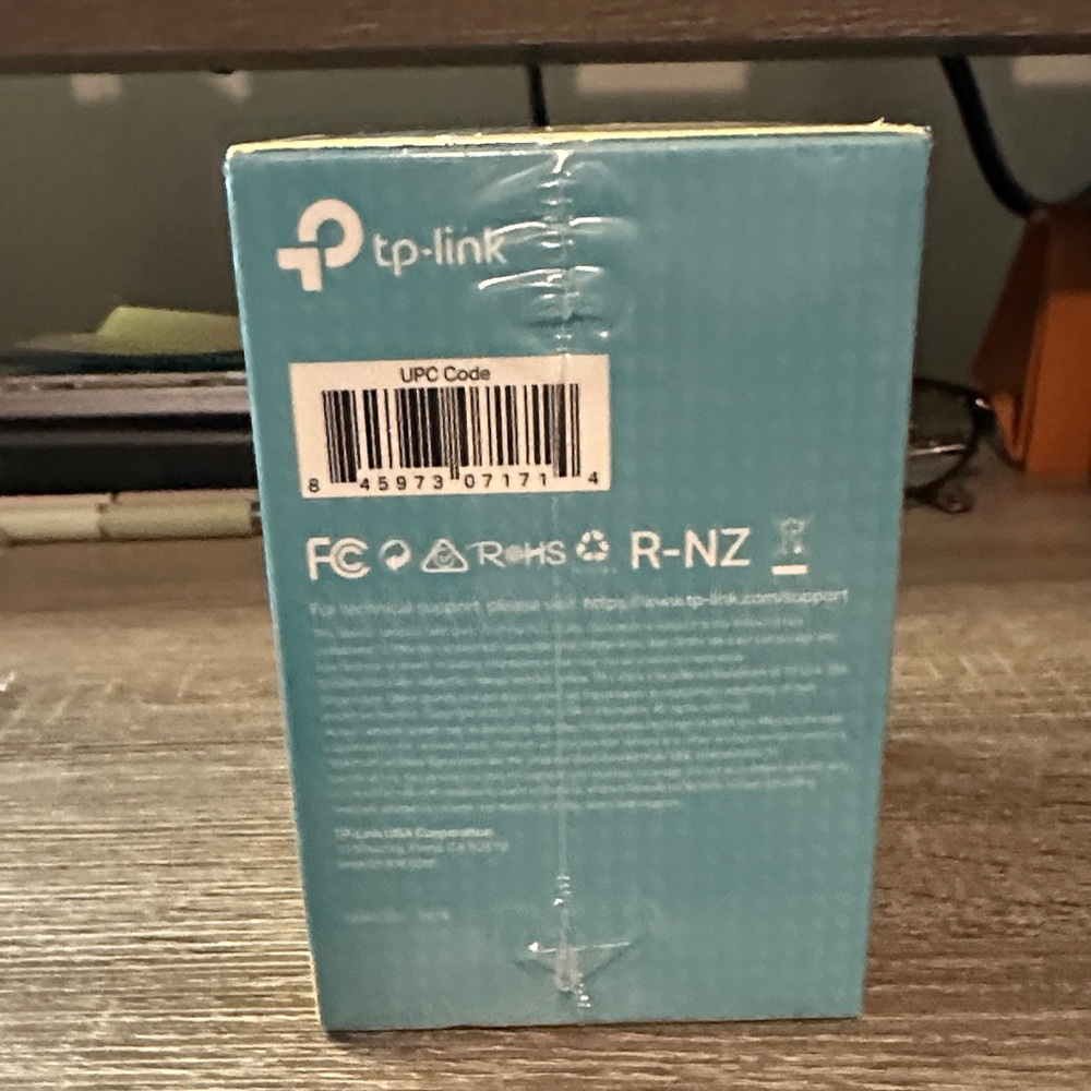 TP-Link Light Blue Nano Router - Picture 2 of 4